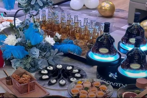 临夏高端夜场招聘,商务素场招聘模特促销员快来哦